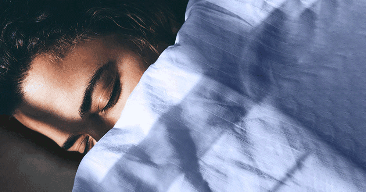 आख़िर क्यों सपने देखते समय हमारी आंखें हिलती हैं, इसके पीछे की वजह ये रही