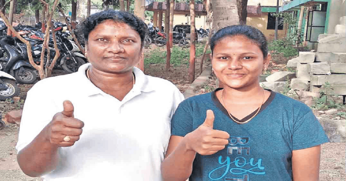 मां-बेटी की जोड़ी एक साथ बनी दरोगा, फ़िज़िकल टेस्ट पास कर हासिल की ख़ास उपलब्धि