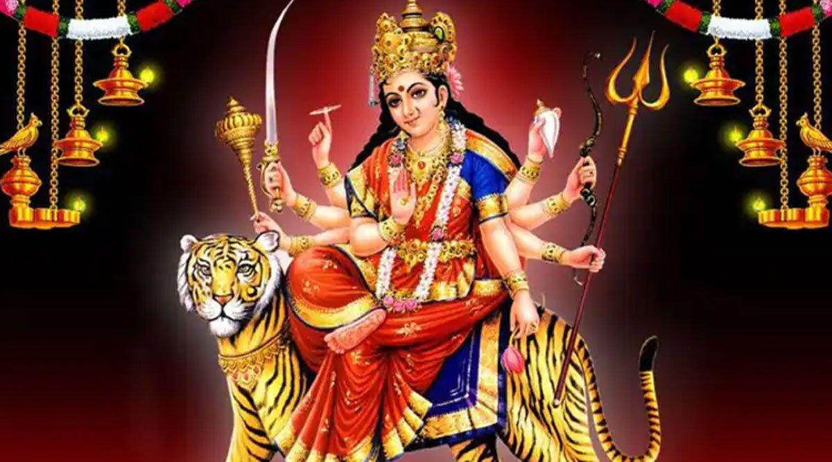 Shardiya Navratri 2021: इन 9 दिनों में पहनें 9 रंगों के कपड़े, घर में आएगी सुख-शांति