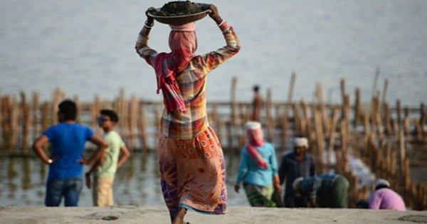 Short Story: बेतरतीब साड़ी