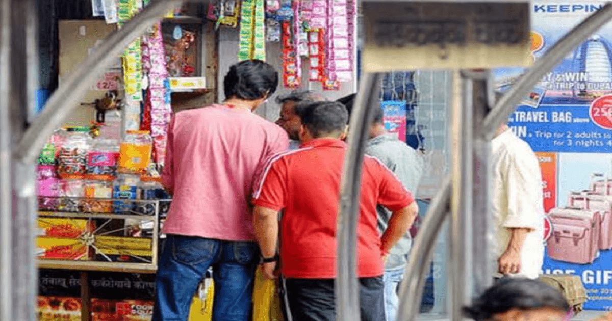 नोएडा में ‘पान की गुमटी’ का किराया जानकर आपको अपनी सैलरी और डिग्री दोनों पर रोना आएगा