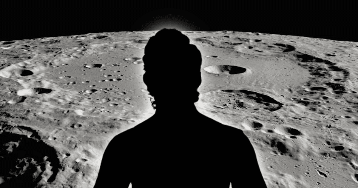 पहचान कौन! चांद पर भी किंग है ये बॉलीवुड Actor, हर जन्मदिन पर Gift मिलता है उसे ‘चांद का टुकड़ा’  