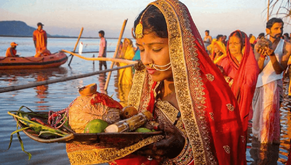 Chhath Puja 2022: जानिए ‘छठ पूजा’ के मौके पर महिलाएं क्यों पहनती हैं ‘सूती साड़ी’