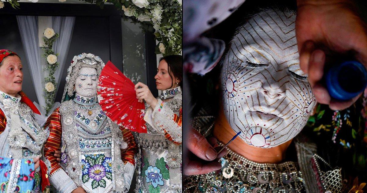 कोसोवो की वो सदियों पुरानी परंपरा जिसमें लड़की के चेहरे को पेंट करके दुल्हन के रूप में सजाया जाता है