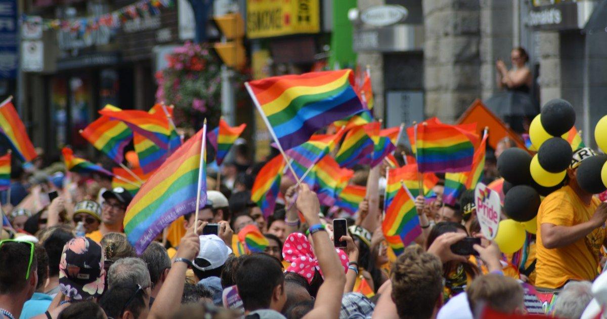 LGBTQ+ समुदाय के हक़-हकूक के लिए लड़ रही हैं ये 5 संस्थाएं, चाहें तो आप भी जुड़ सकते हैं