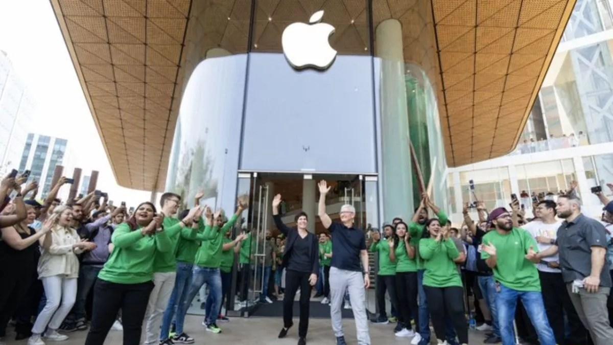 जानिए आख़िर Apple के ‘रीटेल स्टोर्स’ और ‘रिटेलर्स’ में क्या फ़र्क़ होता है