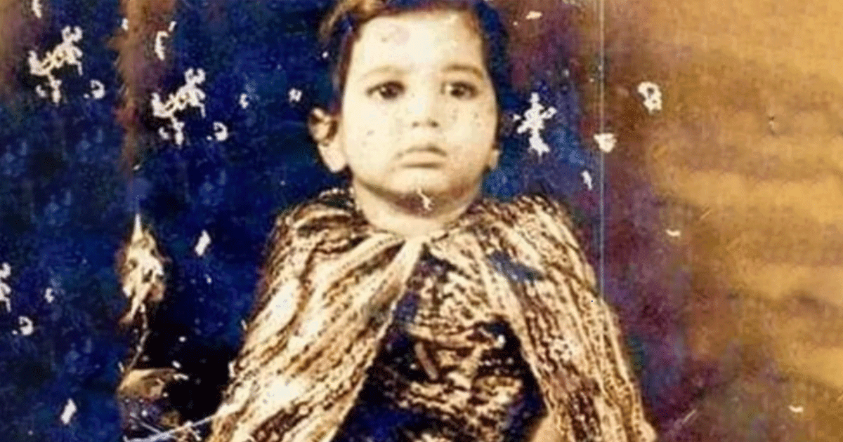 पहचान कौन? भारत के पहले सुपरस्टार का दर्जा पाने वाले इस बच्चे ने घमंड के चलते खो दिया था स्टारडम